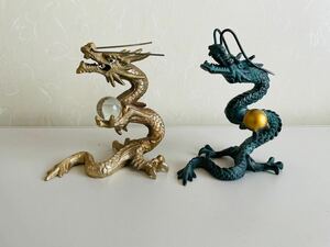 金属工芸　龍　置物　金属製　玉竜　三爪　竜　ブロンズ像　 ボールを持つ　ドラゴン　bronze dragon ball　風水 干支　二つセット