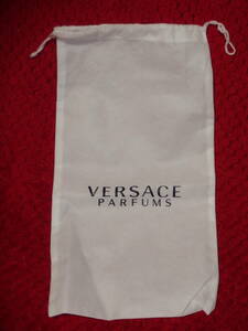 ヴェルサーチVERSACE PARFUMSベルサーチ/布袋/白色/バッグ等の保存袋/大きさは21cm×39cm/熊本県から定形外で発送/他にもVERSACE多数出品