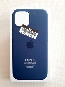 アップル純正 iPhone15シリコンケース　ストームブルー