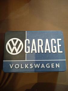 希少　VW フォルクスワーゲン　GARAGE 箱　ヴィンテージ　ブリキ　型押し　BOX 車検証入れ　取説入れ　タイプⅡ　ワーゲンバス　ビートル　