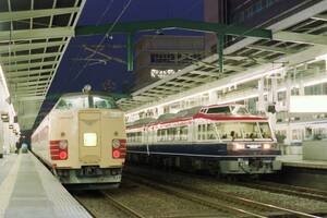 ♪　　みどり＆オランダ村特急　博多駅　KG写真 ♪　