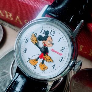 #3042【超可愛い】 ディズニー ミッキーマウス 機械式手巻き 腕時計 レディース ヴィンテージ アンティーク 動作品 インガーソル Ingersoll