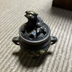 お香　香入れ　和風　アジアン　中国 仏教美術 真鍮 香炉 香道具