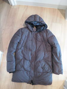 美品 DUVETICA デュベティカ ダウンジャケット JACO 44 定価11万 S カーキ モンクレール MONCLER タトラス TATRAS 1LDK カナダグース