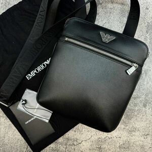 現行 極美品 EMPORIO ARMANI エンポリオアルマーニ ショルダーバッグ サコッシュ 斜め掛け 肩掛け ロゴ レザー メンズ ビジネス 本革 黒