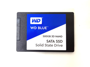 ウエスタンデジタル　WD BULE SSD 500GB（WDS500G2B0A）稼働時間1633時間