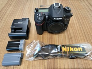 ニコン　D7100 ボディ デジタル一眼レフカメラ Nikon　ジャンク品