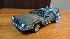 ●マテル　ホットウィール製 1/18 エリート 「BACK TO THE FUTURE」 デロリアン　タイムマシン ダイキャストモデル