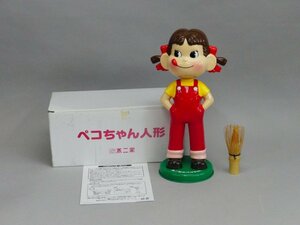 z583 未使用 不二家 首振りペコちゃん 非売品 箱付き