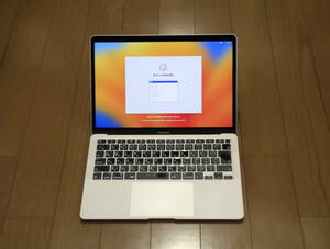 MacBookAir 2020年モデル 13.3インチRetina/Corei3 1.1G/256GB SSD/8GB/シルバー