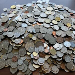 世界コイン　アメリカ イギリス　ドイツ　中国など硬貨 外国コイン 世界雑銭 世界各国 旧貨幣 大量おまとめ約9.7kg