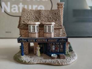  イングランド　英国　lilliput lane　リリパットレーン 　THE CHINA SHOP　 レア　陶器　店　ハンドメイド　箱　カタログ　ミニチュア