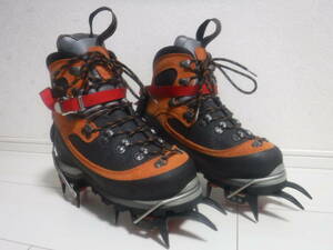 モンベル　登山靴　アルパインクルーザー3000 22cm、カジタックス　ワンタッチアイゼン　１０本爪