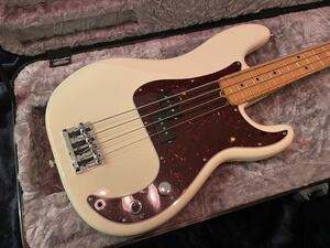 Fender USA フェンダー American ProfessionalII Precision Bass プレシジョンベース
