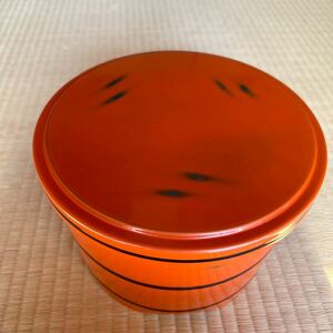 お櫃 おひつ 飯器　飯びつ 菓子入れ　茶器入れ　赤