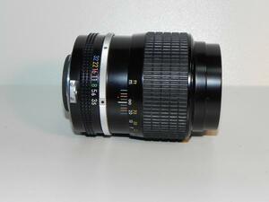 **中古品　Nikon MF 135mm/f 3.5 レンズ*