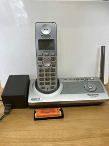 固定電話機　充電器付き　パナソニック Panasonic KX-FKN523-S　VE-SV-06 中古品　シルバー