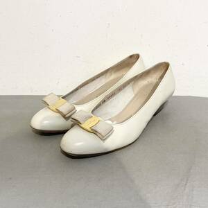 Salvatore Ferragamo/pumps/cream/ladies/サルヴァトーレフェラガモ/パンプス/クリーム/レディース