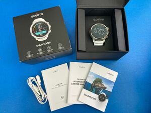 ○E9004 SUUNTO D5 White ダイブコンピュータ　スント　ダイコン○