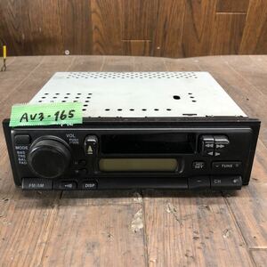 AV3-165 激安 カーステレオ テープデッキ SUZUKI 39101-76G11 859920295017 カセット FM/AM 通電未確認 ジャンク