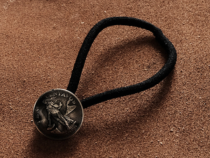 フィリピン 10センタボ （火山 女神像）17mm コンチョ ヘアゴム ブレスレット ビンテージ アジア 古銭 メンズ レディース 硬貨