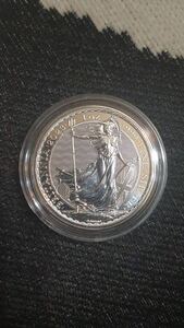 2023年　1オンス 銀貨 純銀 イギリス ブリタニア コイン エリザベス女王