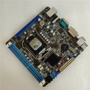 美品 ASUS P9D-I マザーボード Intel C222 Chipset LGA 1150 Intel Xeon E3-1200 v3,4th Gen Core i3,Pentium,Celeron Mini ITX DDR3