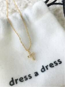 dress a dress アベニュー・ダイアモンド・クロス・ネックレス S