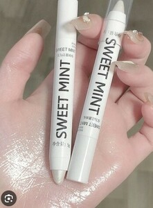 SHEIN ハイライトペン SWEET MINT 03