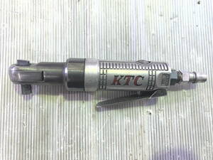 11149 中古 エアラチェットレンチ KTC 差込角1/4 9.5mm エアツール 締め 緩め 修理 分解 工作 ボルト ナット スパナ 自動車整備機械工具