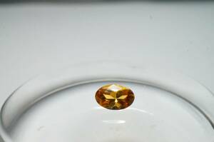 【高級宝飾品用ルース】色の濃い透明度抜群のシトリン（トパーズ）極上ルース0.27ct