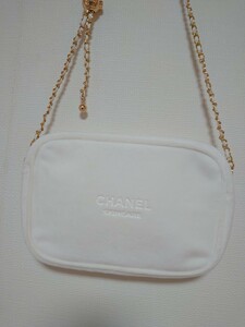 ☆ 新品！ シャネル ノベルティポーチ♪ CHANEL ポーチ チェーンバッグ ショルダーバッグ 白 ポーチ ホワイトポーチ ベロア調