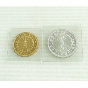 1円【未使用】 /御在位60年10万円金貨と1万円銀貨のセット/64