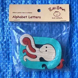 キッズスクウェア Alphabet Letters 材質トネリコ ハンガリー製 新品