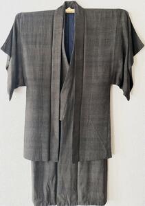 逸品 男性用着物アンサンブル(袷) 正絹羽二重 小紋 茶 ヴィトンカラー 和服