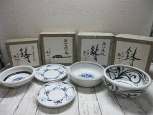 １円未使用　　保管品　 梅山窯 砥部焼 染付　花紋　太陽絵文　唐草　鉢　皿　まとめて　５個 【星見】