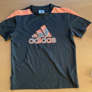 アディダスTシャツ adidas 140サイズ