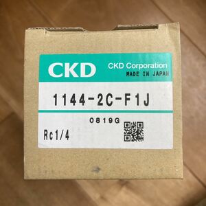 【送料無料】 エアフィルタ 1144-2C-F1J CKD エアフィルター