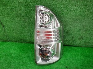 トヨタ ヴォクシー ZRR70 純正 LED 右 テールランプ 煌 クリアレンズ 前期 イチコー 28-199 ZRR75 キラメキ テールライト 棚E16-3