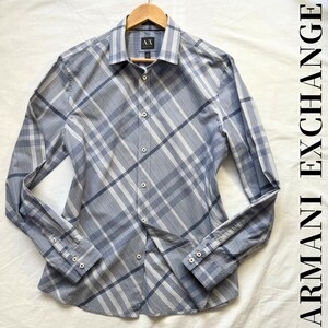 美品 春向け向け 爽快カラー【ARMANI EXCHANGE】長袖シャツ ブルーチェック柄 コットン100% ボタン刻印 サイズL相当 おしゃれな一着 総柄