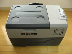 SUNGA ポータブル車載冷蔵庫 バッテリー内蔵 30L ACコンセント シガー（12/24V）12V CX30