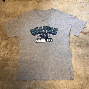 NIKE ナイキ Mid Swoosh SEATLE MARINERS シアトル・マリナーズ Tシャツ グレー チームT メンズL-XL相当 MLB 野球