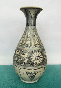 古陶磁器　安南青花牡丹唐草文壺　茶道具　１５世紀～１６世紀
