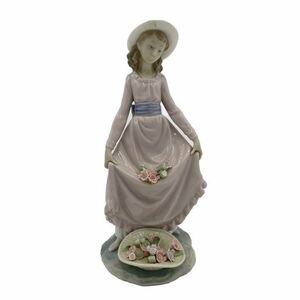 LLADRO　リアドロ　置物　フィギュア　陶器　花　帽子　婦人　5027