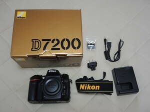 Nikon D7200 ボディ　動作確認済　箱付+実践活用スーパーブック