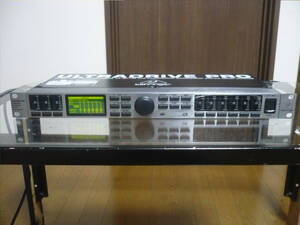 ベリンガー BEHRINGER DCX2496