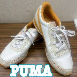 靴 ◆ PUMA ◆ スニーカー 23cm 白ｘオレンジ イエロー系 ◆ プーマ ◆ レディース シューズ 