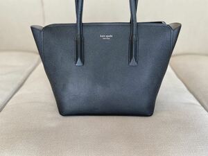 新品 ケイトスペード kate spade トートバッグ レザー　ブラック LARGE MARGAUX LEATHER TOTE 鞄　かばん　通勤バッグ 就活