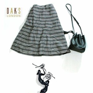 ダックス DAKS London 春 夏 太細 ボーダー柄 Aライン ロゴプレート 膝下丈 ふんわり フレアスカート 11号 ブラック 黒 ホワイト 白 ミセス