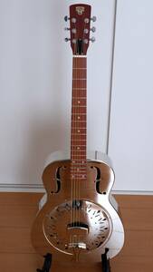 美品：Dobro Hound Dog M-14 Metal Body Round Neck　2022年製